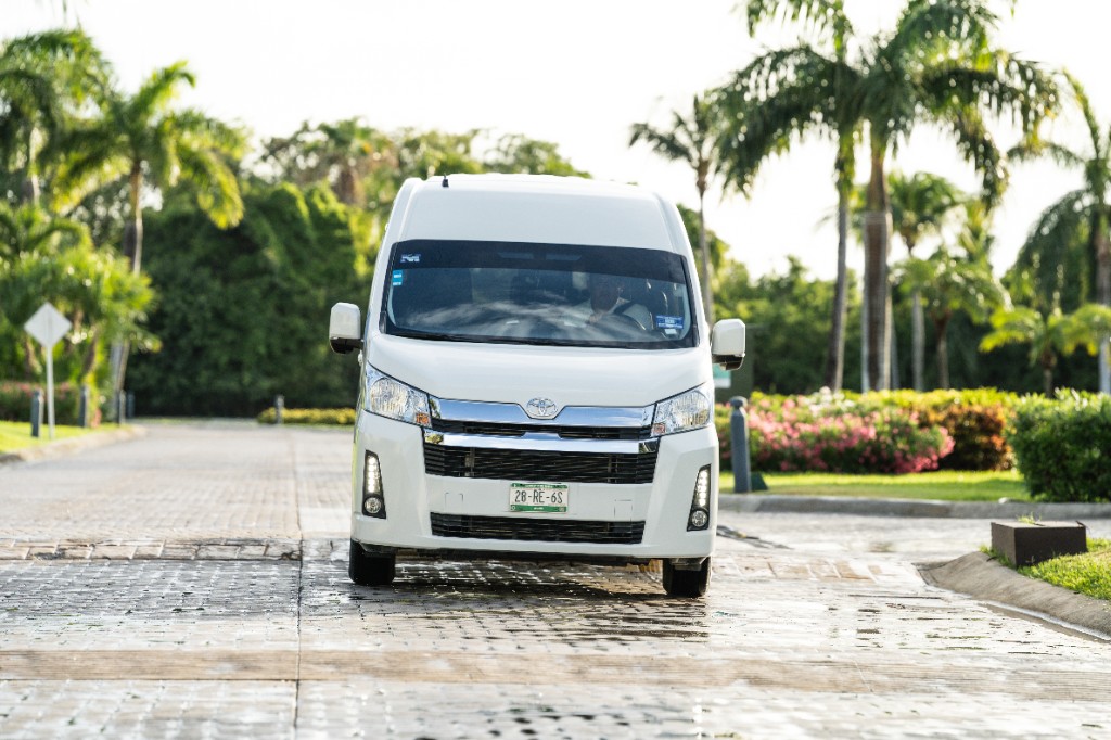 Toyota Hiace 2026
